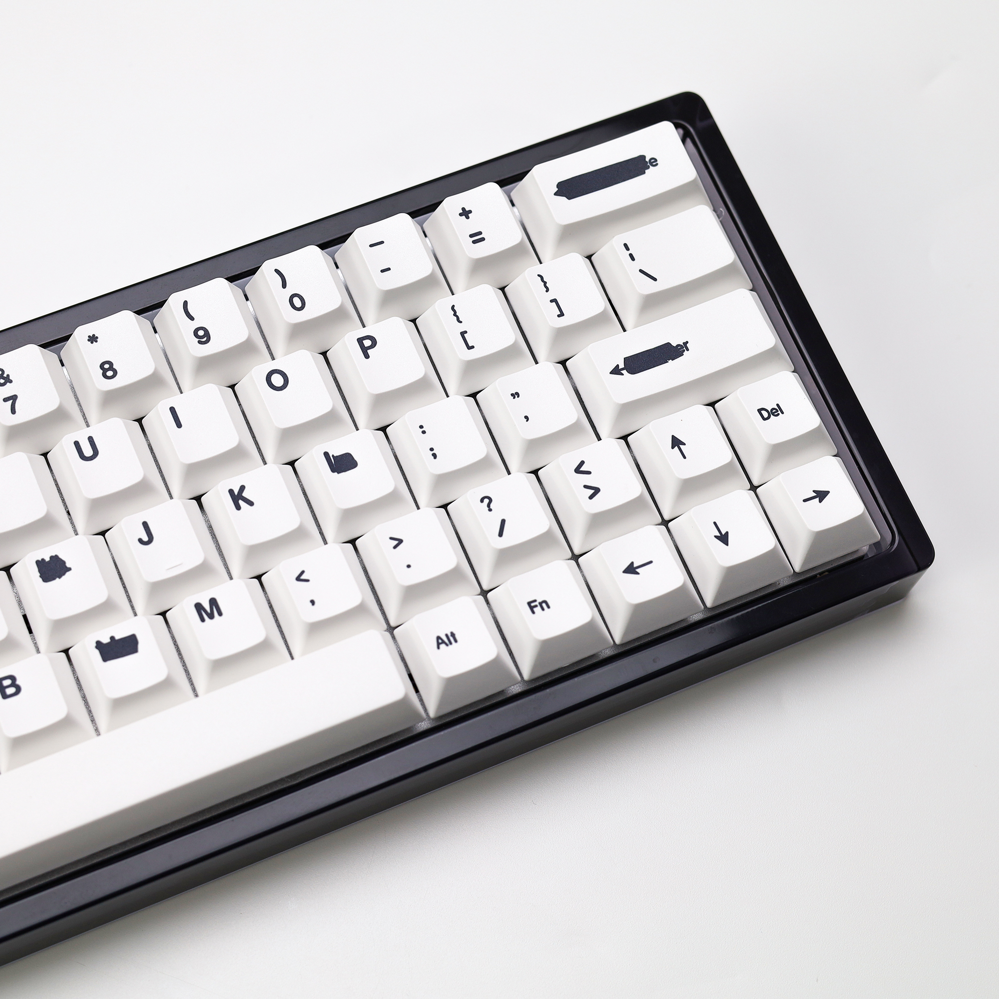 KBDiy Retro GMK Redacted Keyca - Retro Gaming Laptop review and price