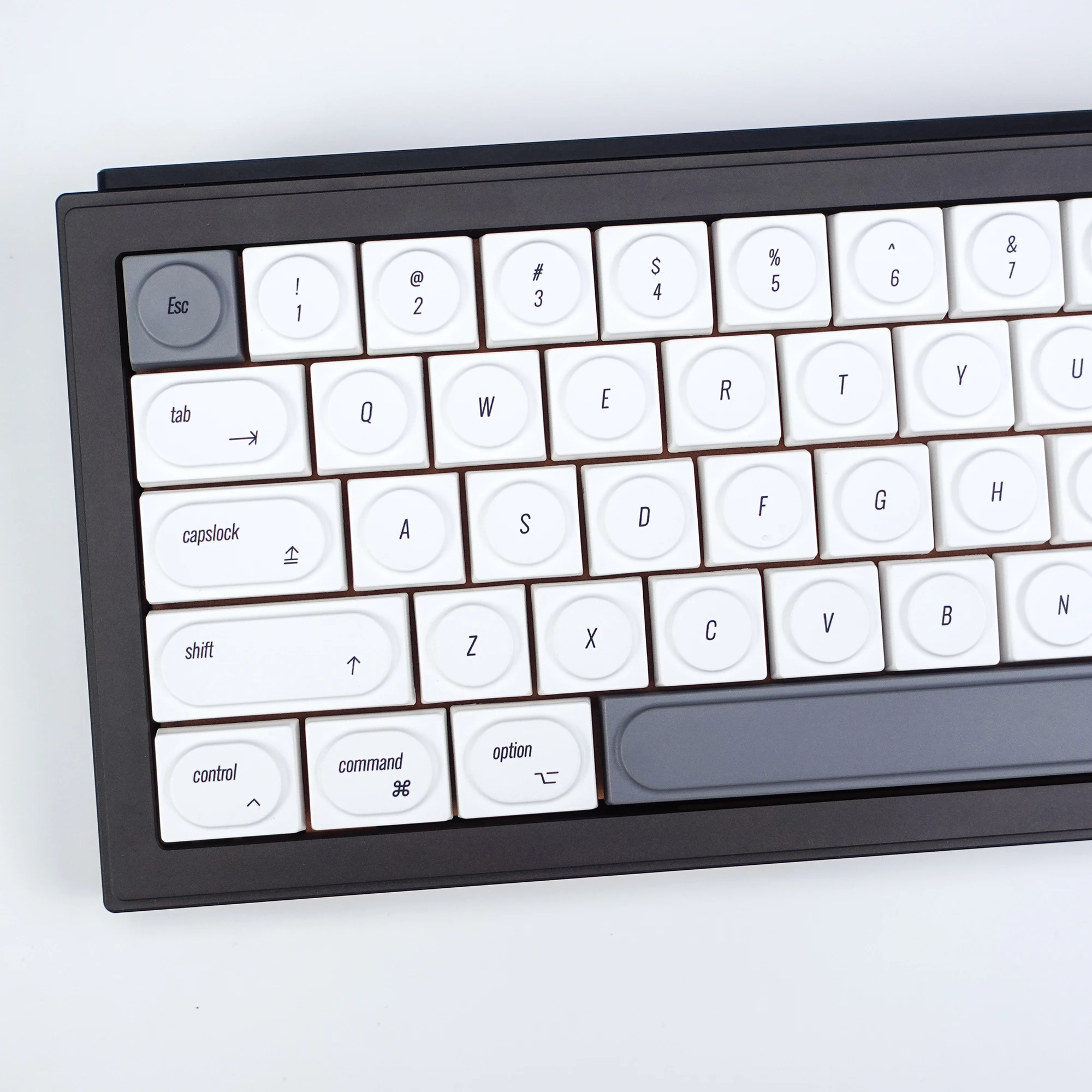 KBDiy MAC Style Doys Keycap PB - Retro Gaming Mac review and price